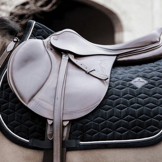 Kentucky – Tapis de selle basic velvet jumping