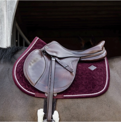 Kentucky – Tapis de selle velvet jumping