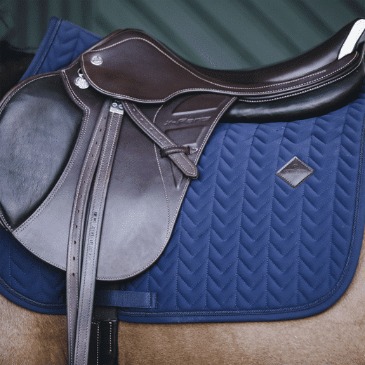 Kentucky – Tapis de selle fishbone jumping