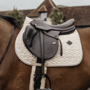 Kentucky – Tapis de selle wool jumping